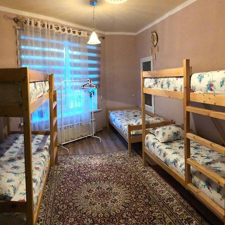 Hostel Arzy Atyrau Luaran gambar