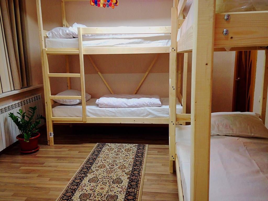 Hostel Arzy Atyrau Bilik gambar